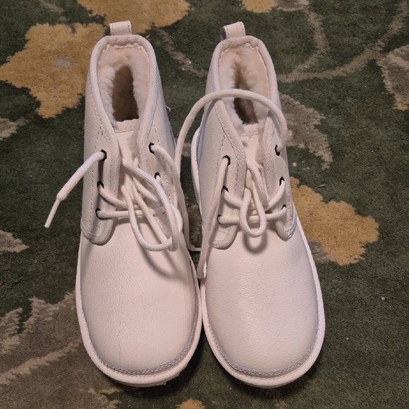 UGG Other - UGG Kids White Cozy Boots
